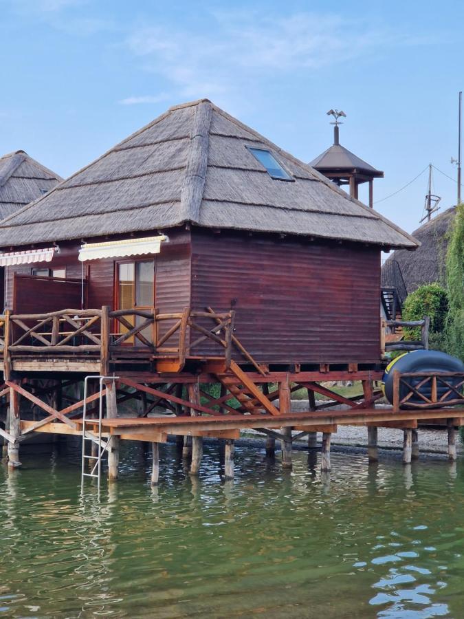 Ferienwohnung Bora Bora Na Slnecnych Jazerach Senec Exterior foto